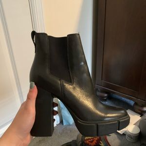 Steve Madden black Ankle booties